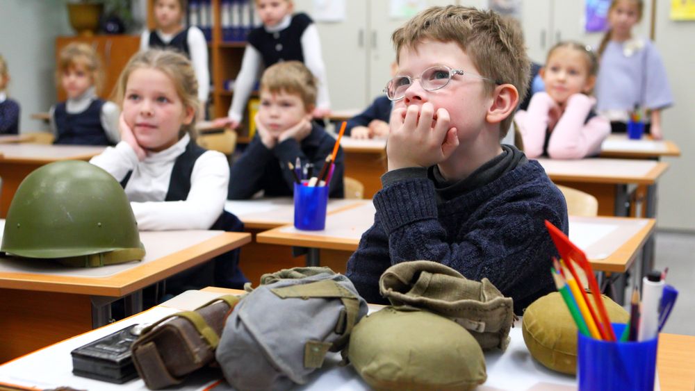 To nejnebezpečnější, co se děje v Rusku: Povinná indoktrinace dětí